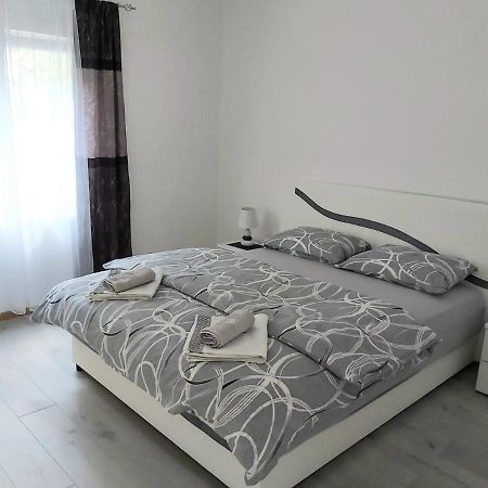 Apartment Marina 2 Kotor Eksteriør billede