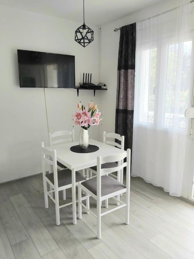 Apartment Marina 2 Kotor Eksteriør billede